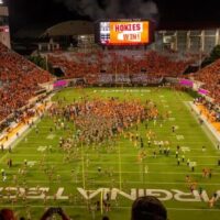 Virginia Tech holds off Howell, No. 10 North Carolina 17-10
