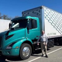 Tim-Kaine_Volvo