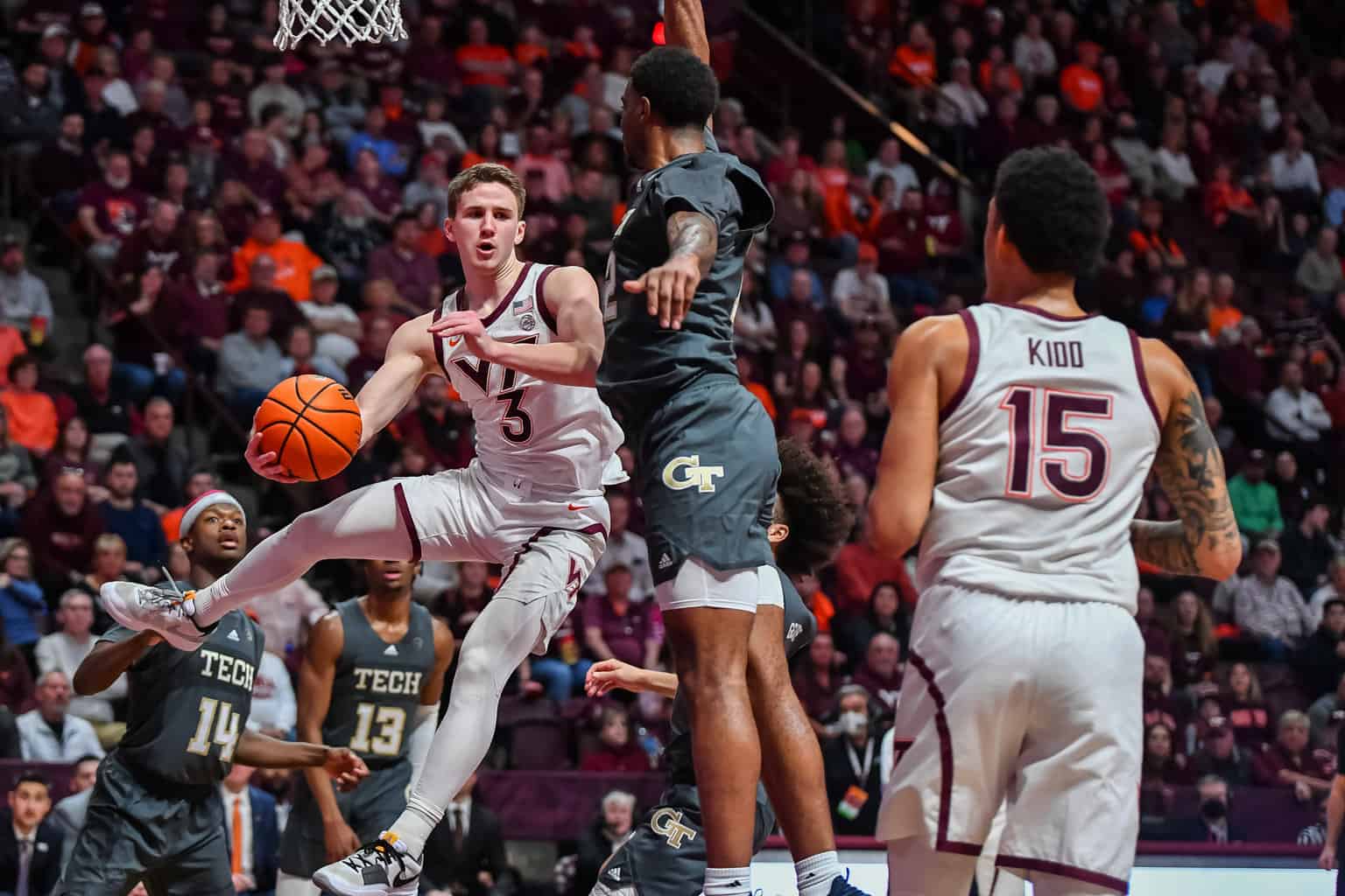 Hokies beat Georgia Tech 91-67.