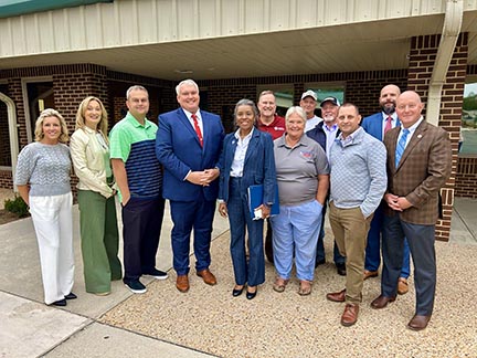 <strong>Lieutenant Governor Winsome Earle-Sears pays a visit to the Innovation Center in Fairlawn. From left: Sabrina Cox, Gina Paine, Josh Taylor, Travis Hackworth, Winsome Earle-Sears, Dirk Compton, Laura Walters, Jeff Reeves, Mike Mooney, Chris Obenshain, Jeff Arnold and Jason Ballard. (William Paine photos/Patriot Publishing)</strong>