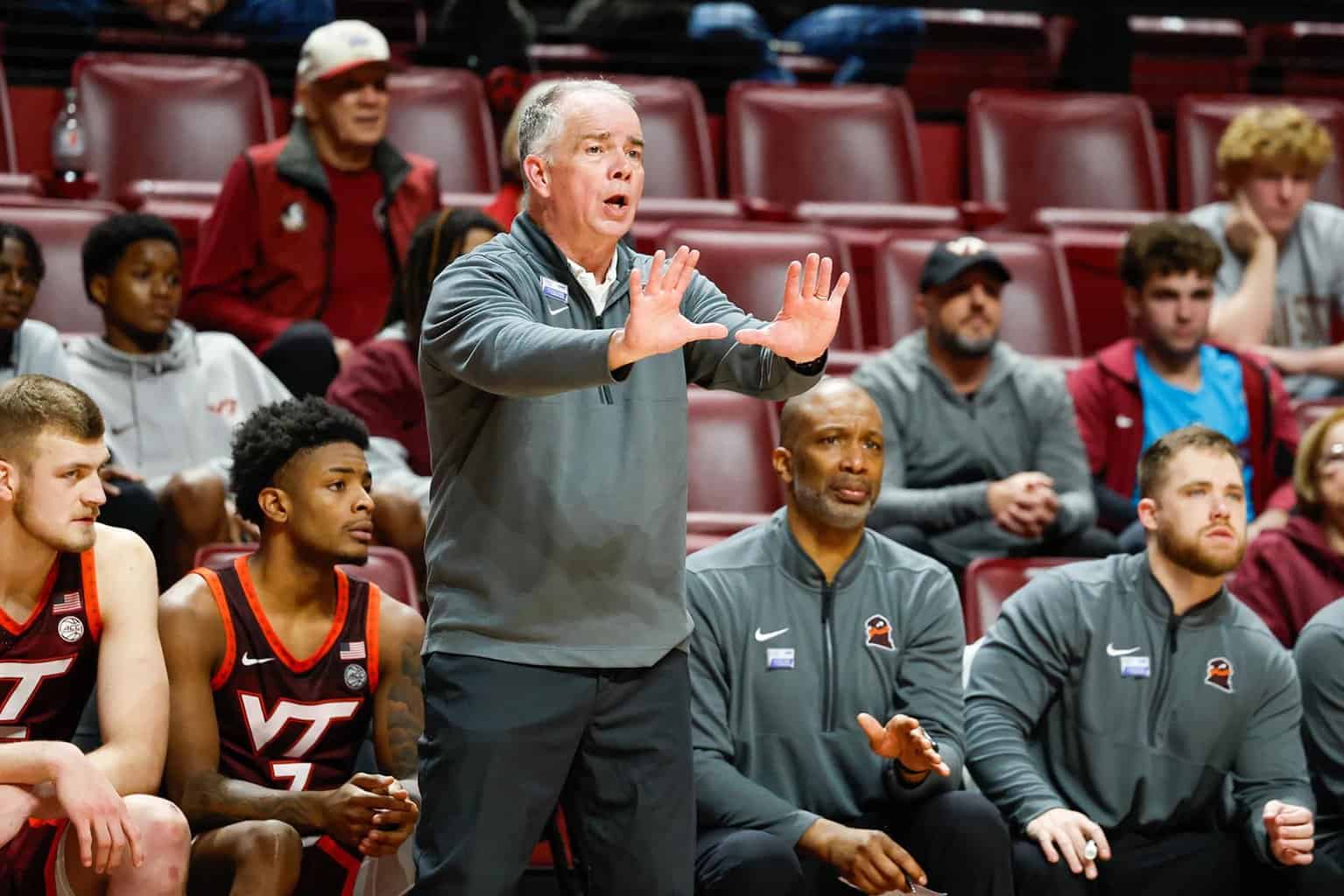 Hokies whip Seminoles as Young records 400th coaching win 4 Mike Young