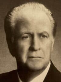 Bruce L. Hiatt