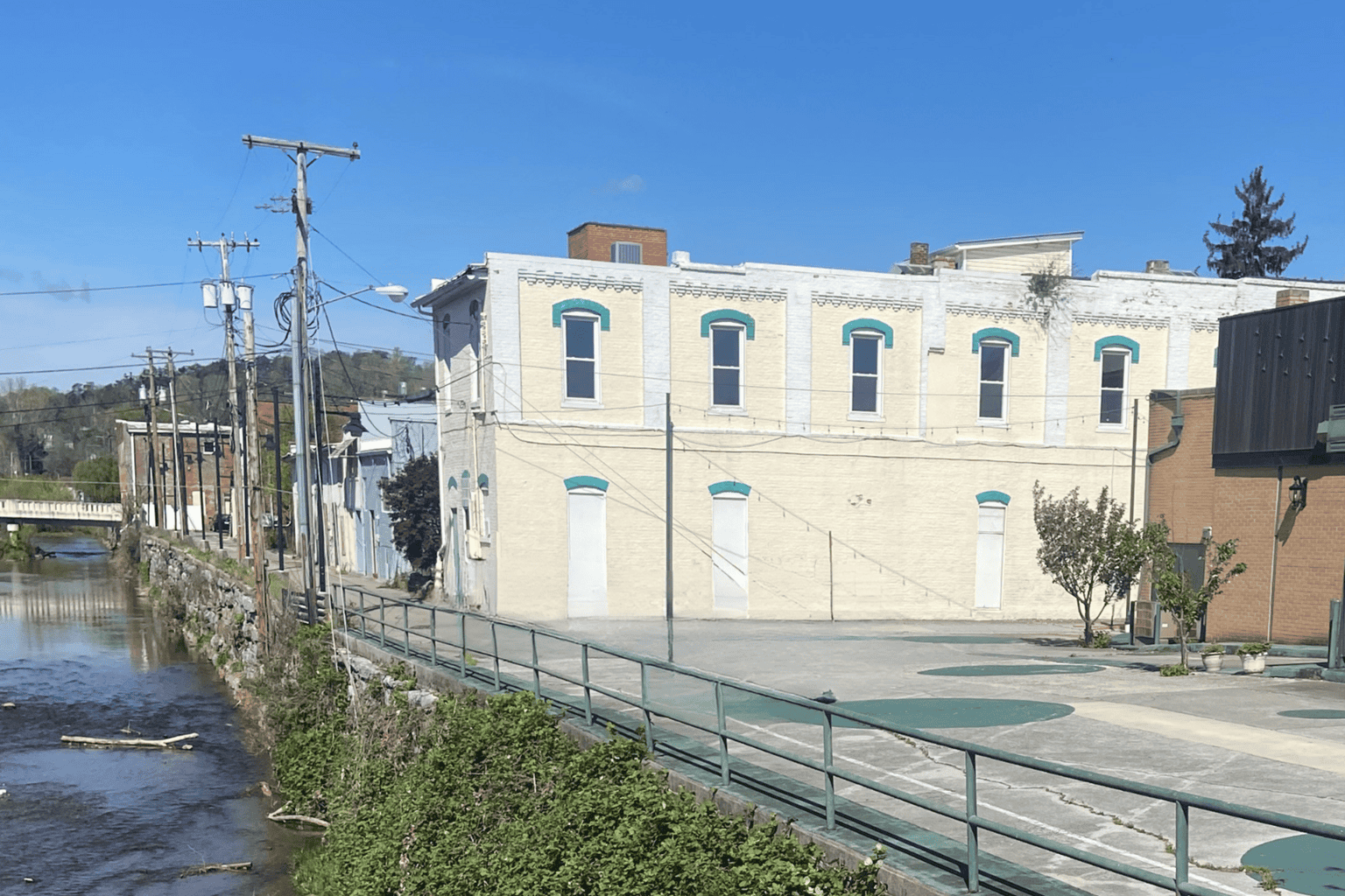 11 7 mural grant fac site