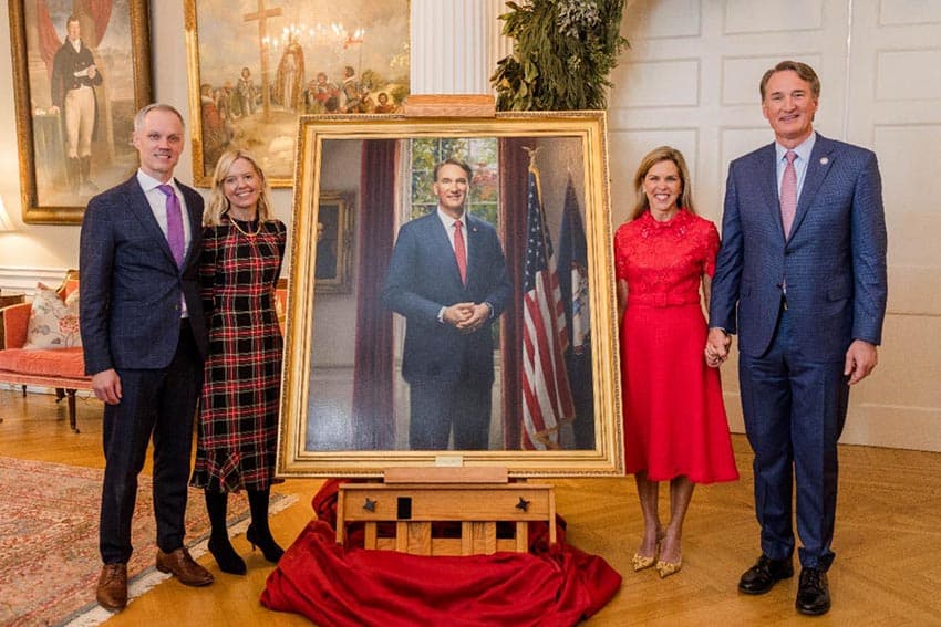 Governor Glenn Youngkin and First Lady Suzanne S. Youngkin Celebrate Official Portrait Unveiling 1 Portrait Unveiling 1