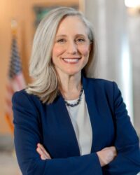 Gov-Spanberger-Headshot_op (1)