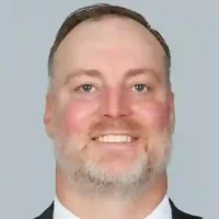 Jeff King elevated to Bears assistant GM role