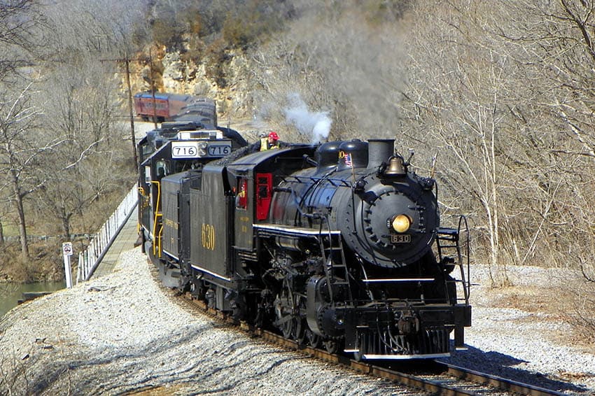 SimsSteamLocomotive