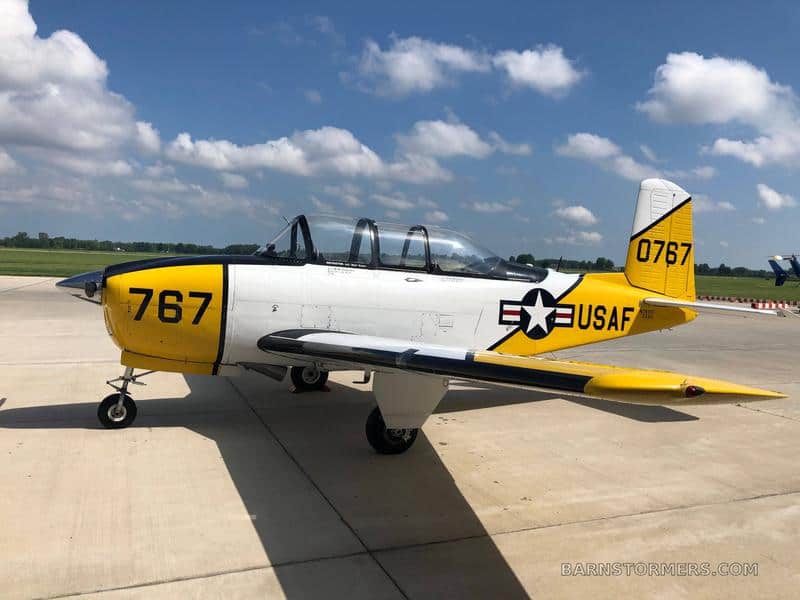 8 7 airport Beechcraft T 34
