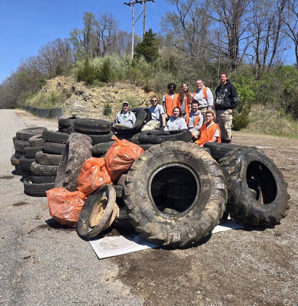 9 4 new river Tire Titans