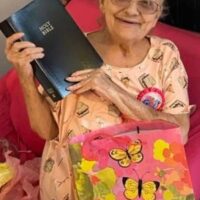 Harris,Debra