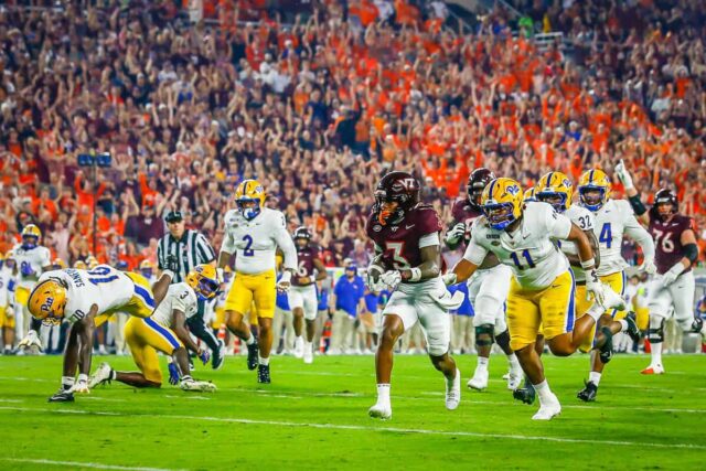 VT02 5BF25573 vs Pitt 20261002